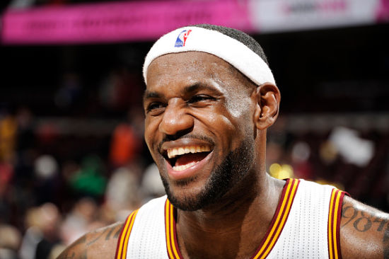 跟队：里昂想租借恩德里克，皇马目前还不想最终决定球员未来（队记：里昂有意租借恩德里克，皇马暂不决定其未来去向）