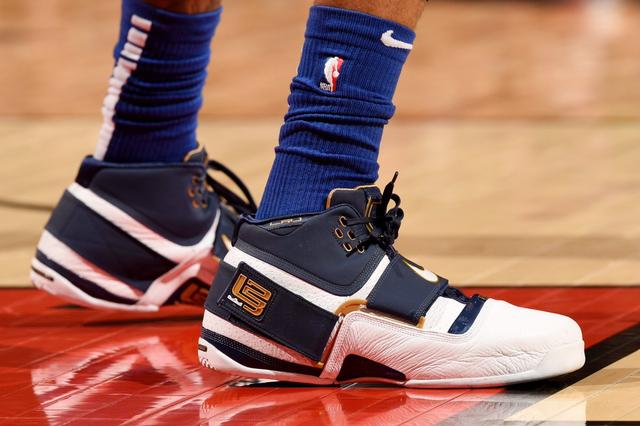 热火140-123大胜快船送其五连败 伦纳德36分哈登11分难救主（热火140-123痛击快船送其五连败 伦纳德36分哈登11分无力回天）