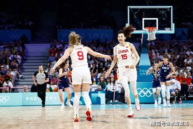 曼联红魔主场零封狼队（红魔坐镇主场完封狼队）