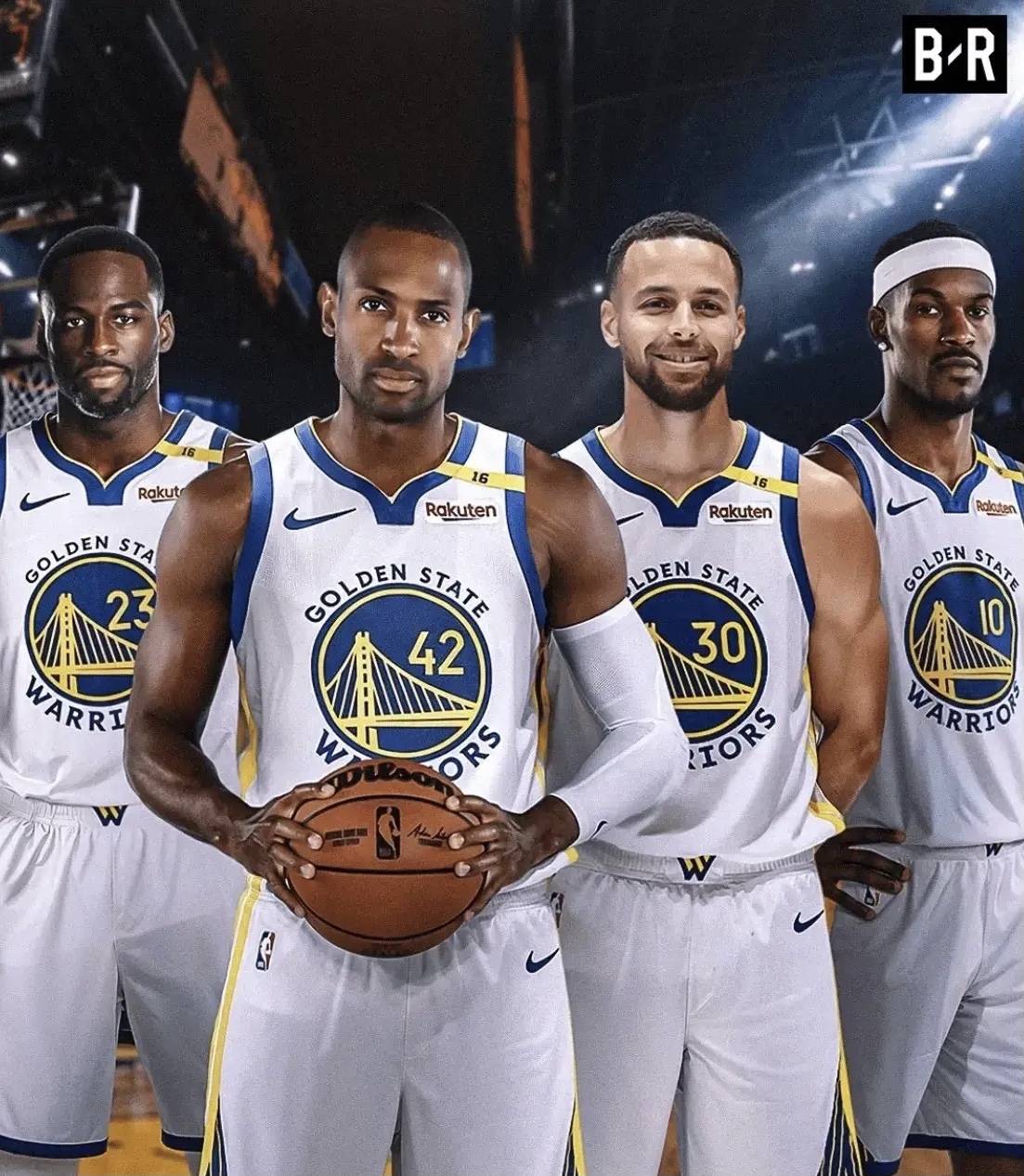 莱奥头发被拽找阿切尔比理论，后者：敢再指我就掰断你手指头（头发被拽后莱奥上前质问阿切尔比，后者警告：再指我就掰断你手指）