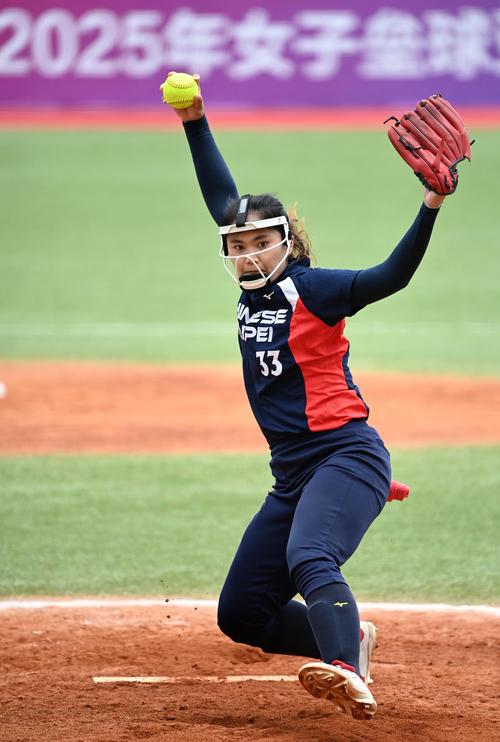 尤文跟队：鲁加尼目标下周欧冠复出，布雷默可能12月下旬回归（尤文队记：鲁加尼力争下周欧冠复出，布雷默或于12月下旬回归）