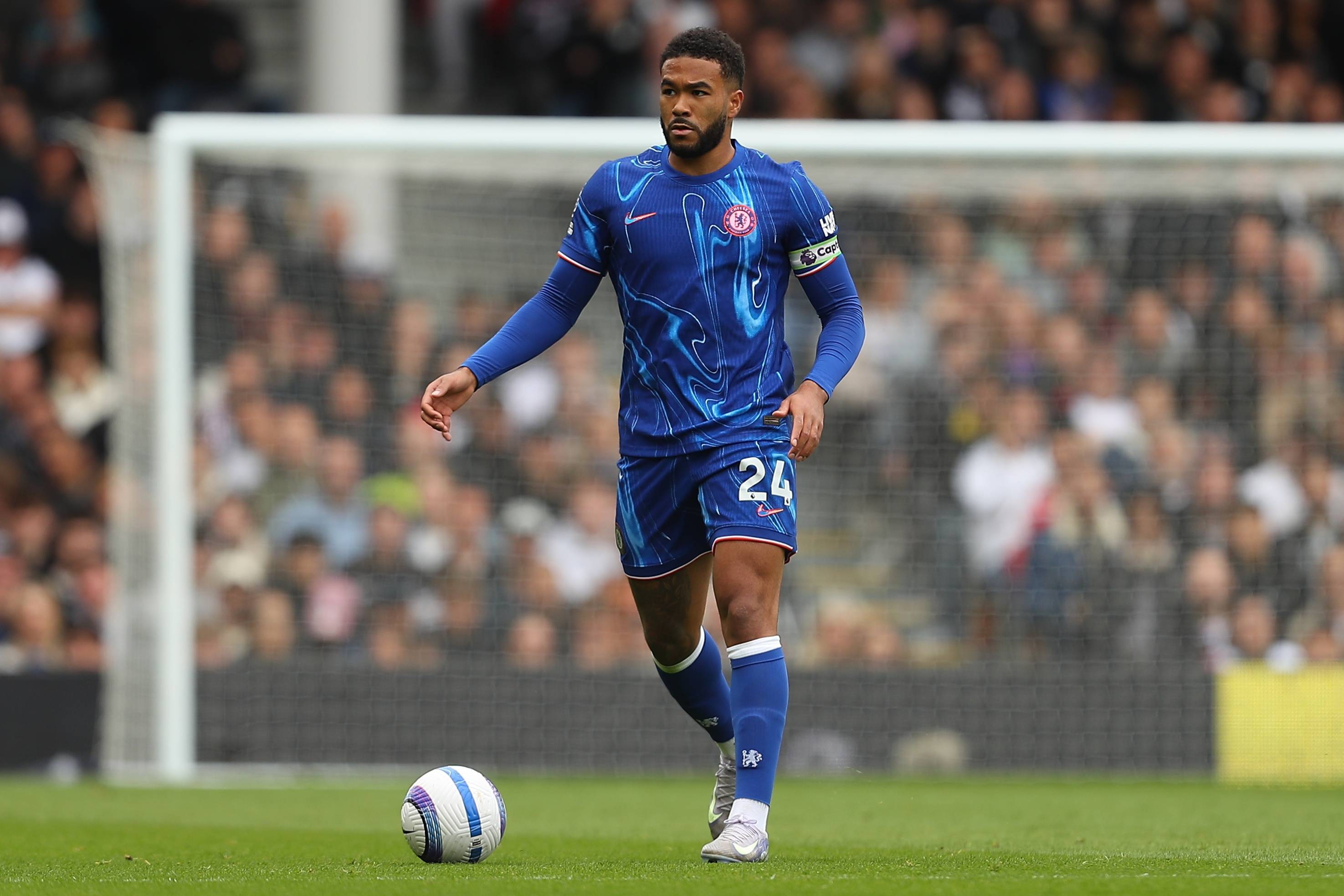 欧洲豪门公布新球场效果图，造型震撼（欧洲劲旅发布新球场设计图，外观惊艳）