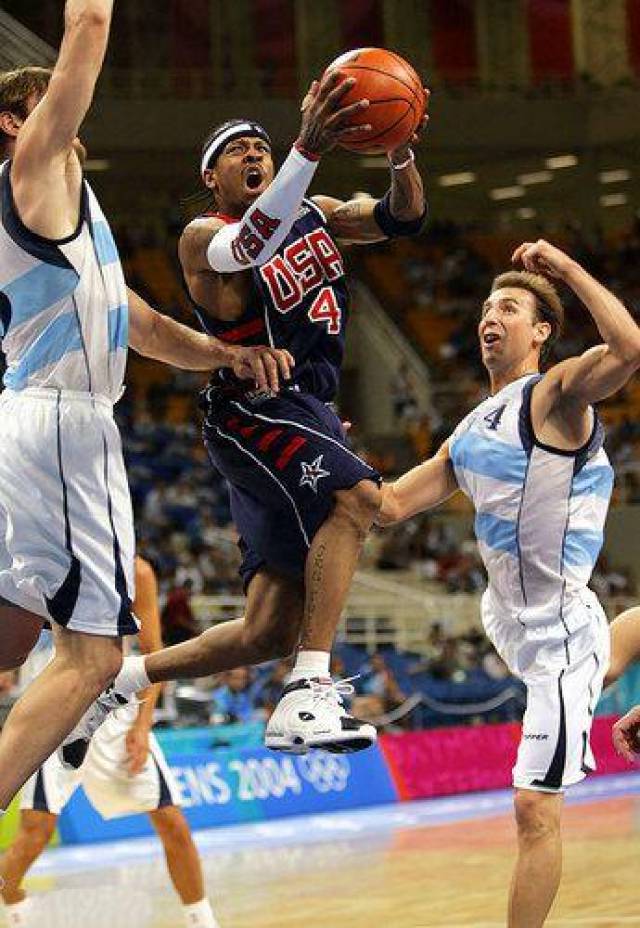 凯尔登初露锋芒，半场不到10分钟展现惊人实力（凯尔登崭露头角，上半场不足10分钟便彰显强劲实力）