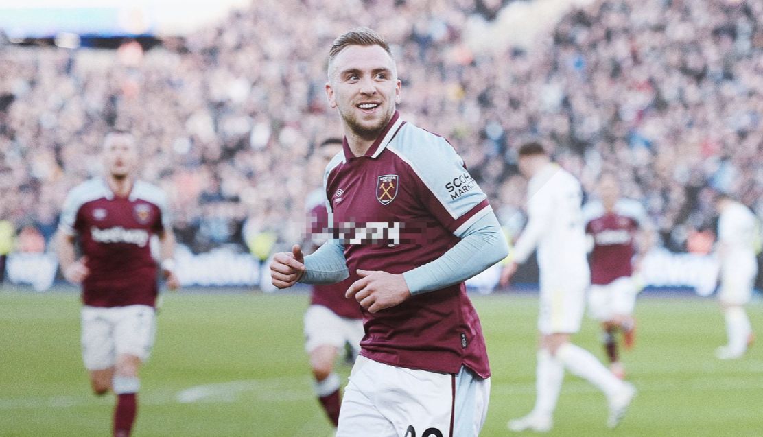 埃姆雷-詹：我还没有恢复到100%；我在中后卫位置上感觉很舒适（埃姆雷-詹：状态尚未完全恢复，但踢中后卫让我很自在）