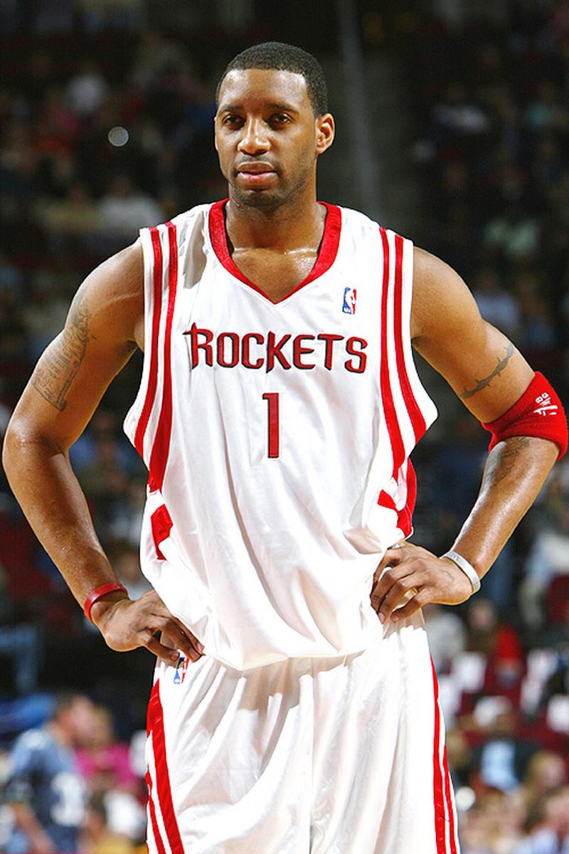 火箭vs国王前瞻：杜兰特再战威少，火箭回到主场志在必得（火箭主场战国王前瞻：杜兰特与威少再度相逢，誓取胜利）