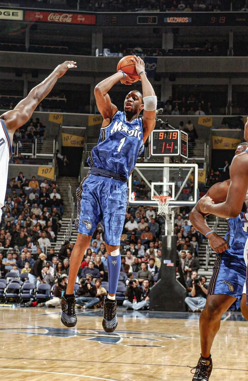 特巴斯：“像皇家马德里那样捏造这么多事情很难”（特巴斯直言：要像皇马那样大量捏造并不容易）