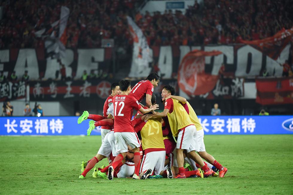 足球文化与城市精神（绿茵文化与城市气质）