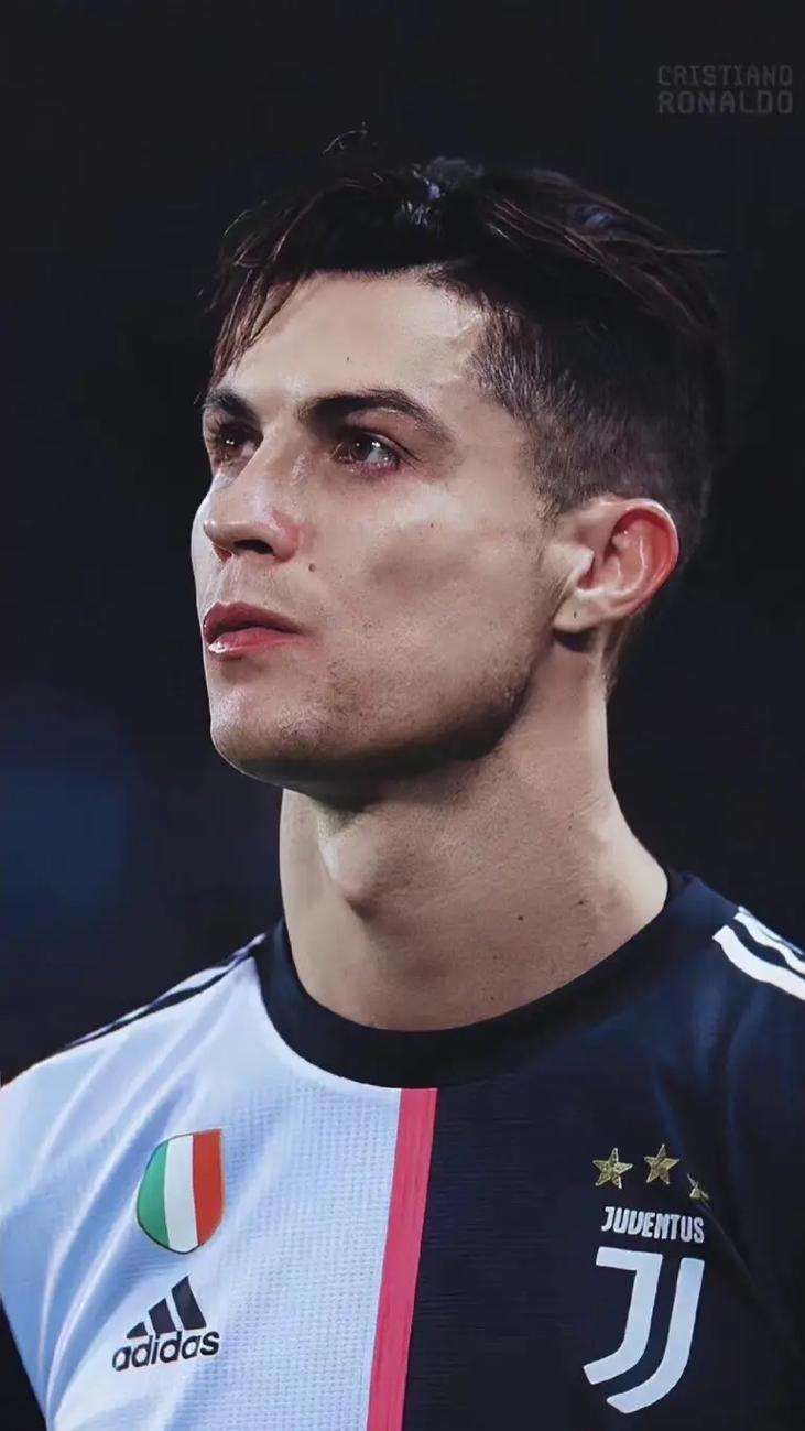 回顾比赛精彩瞬间，致敬活塞主帅康宁汉姆（重温赛场高光片段，向活塞主帅康宁汉姆致敬）