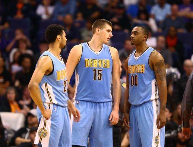 弗兰克：克罗地亚队成功的原因是团结；我曾看着魔笛比赛长大（弗兰克：克罗地亚成功靠团队凝聚力；我是在看魔笛踢球中长大的）