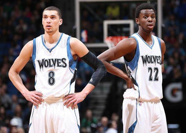 印度网友质疑建造梅西雕像：多此一举，不如花钱培养球员（印度网友不满立梅西雕像：别搞形式，把钱用在培养球员上）