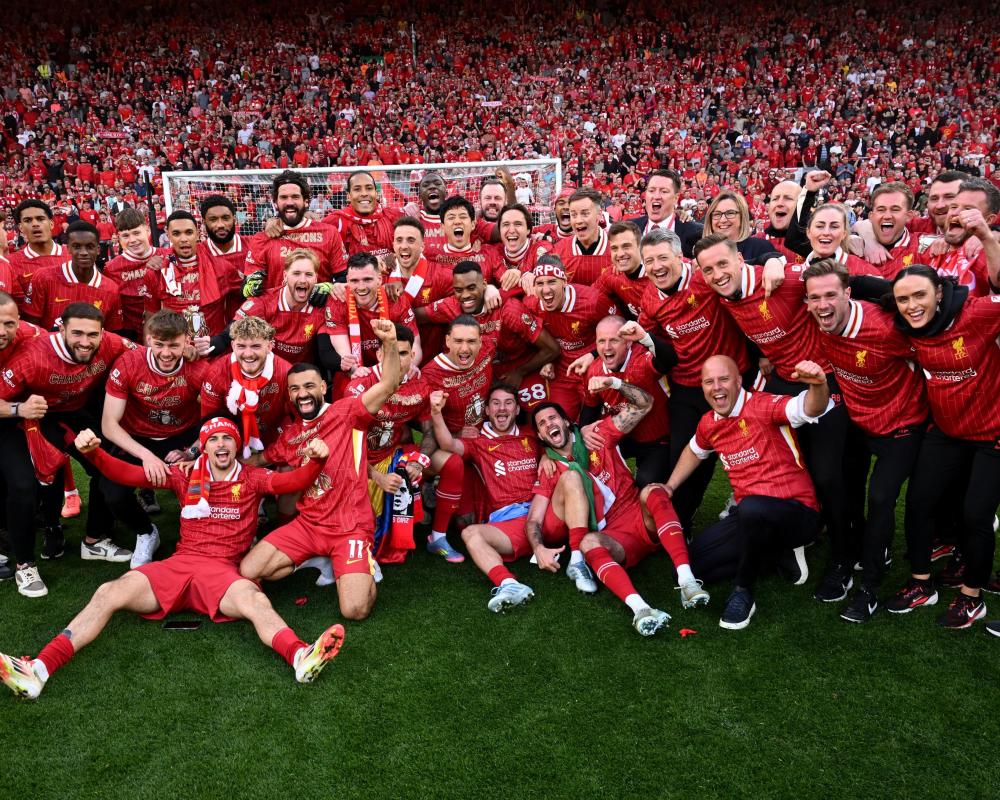 卡洛斯谈世界杯：其他队都想赢阿根廷，巴西进决赛得看内马尔（卡洛斯：世界杯上各队都想击败阿根廷，巴西能否进决赛取决于内马尔）