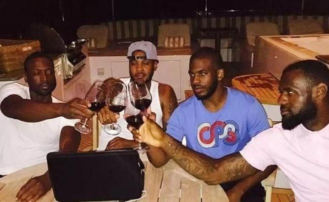 萨拉赫公开指责利物浦，沙特联赛探讨冬窗引进（萨拉赫公开批评利物浦，沙特联赛酝酿冬窗引进）