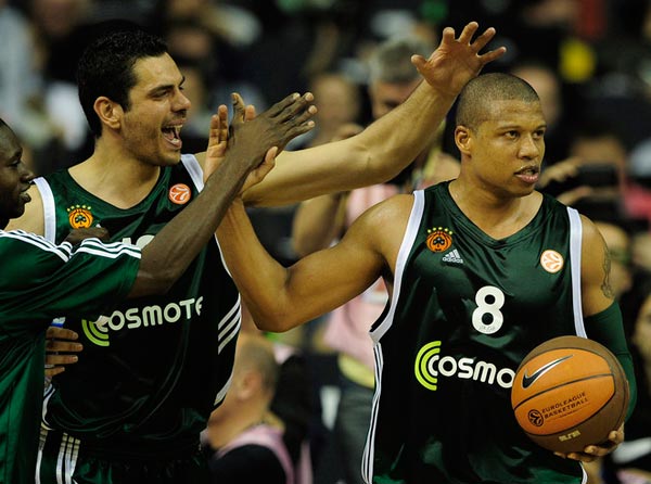 徐尚：与邵佳一的合作非常愉快，中超收官战将由德国助教来带（徐尚称与邵佳一配合默契，中超收官战交由德国助教指挥）